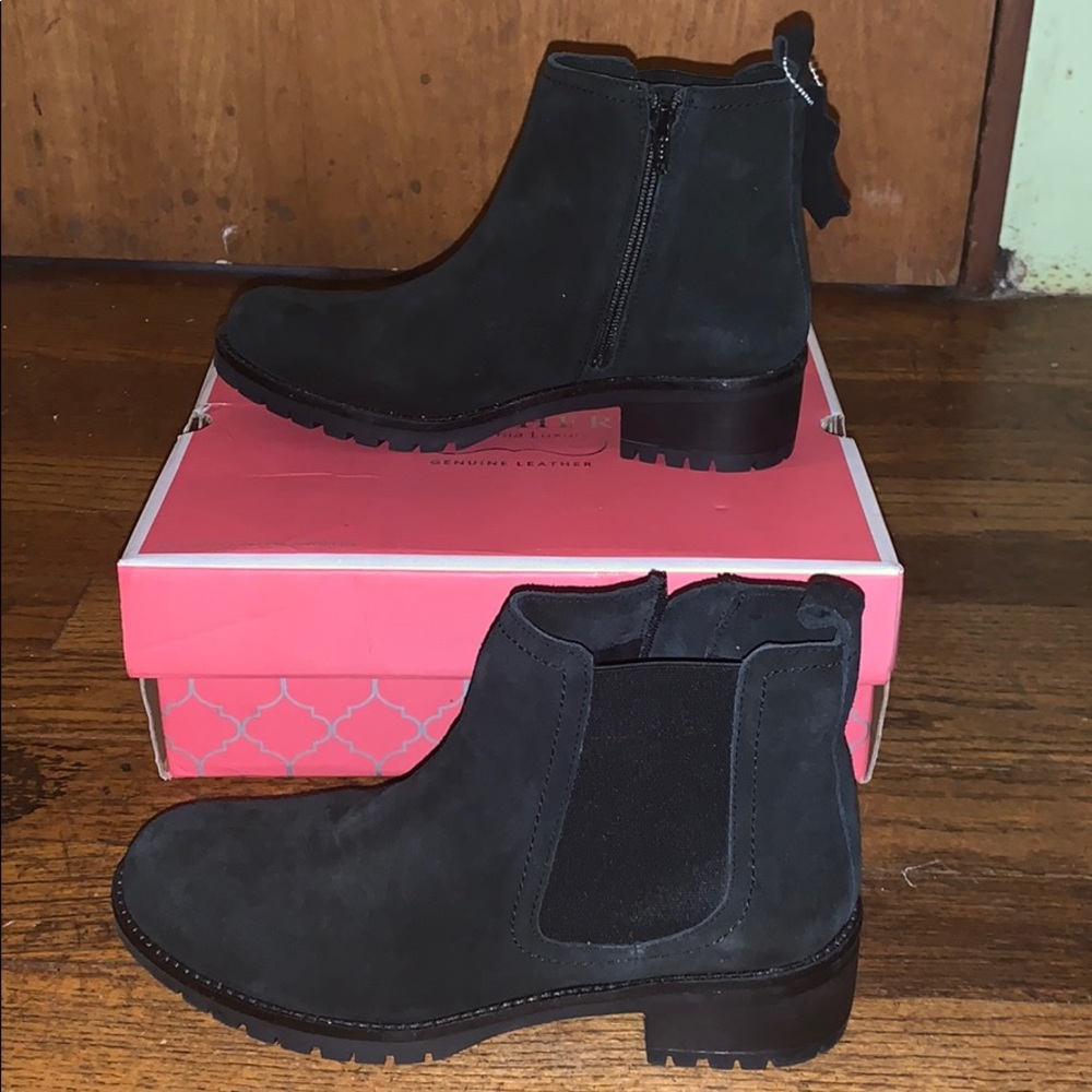 Skechers Women’s Genuine Suede Leather Booties